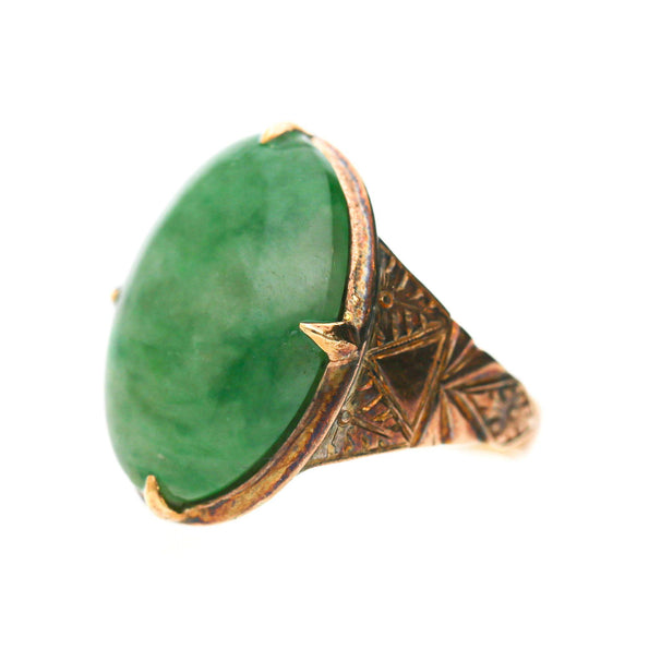 10 Carat Vintage Natural Jadeite Jade in Carved 18K Gold Oval Ring