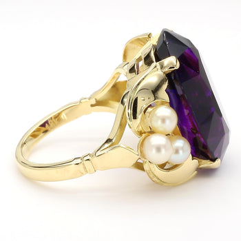 15 Carat Oval Amethyst and Pearl 18K Gold Retro Statement Ring – Assay Jewelers