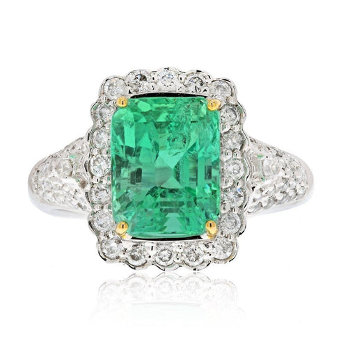 18K White Gold Emerald & Princess Cut Diamond Ring