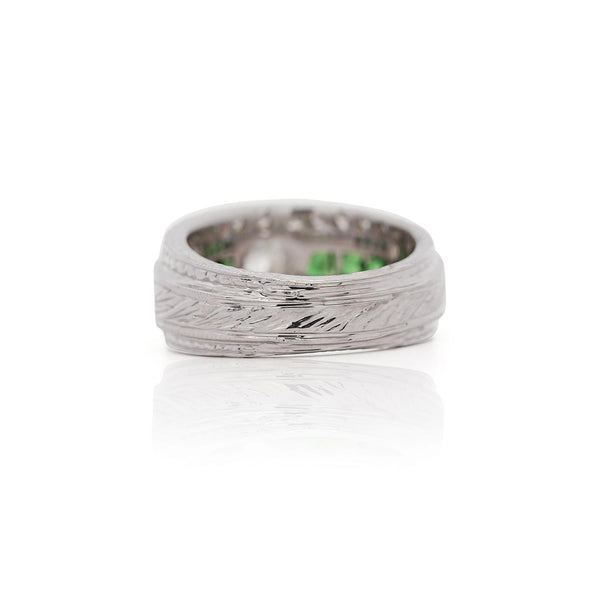 1.48 Carat Old Cut Diamond and Tsavorite Vintage Art Deco Filigree Ring
