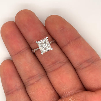 txt
2.82カラット ラディアントカット ラボグロウンダイヤモンド Ring、18Kホワイトゴールド、IGI認定 – Assay Jewelers