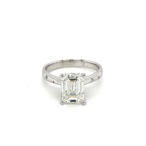 VS1 Lab Grown Diamond Engagement Ring