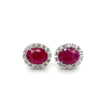 Boucles d'oreilles en rubis taille ovale 3.5 carats sans traitement thermique avec halo de diamants ronds – Assay Jewelers