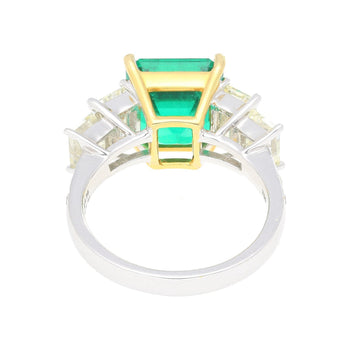 Bague émeraude colombienne Muzo vert vif de 4,26 carats avec diamants latéraux taille émeraude – Assay Jewelers