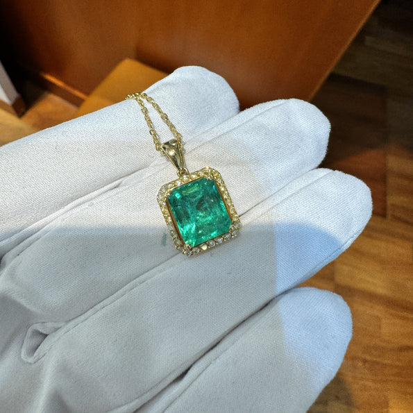 5.42 Carat Natural Emerald Pendant Necklace with Yellow Diamond Halo in 18k Gold