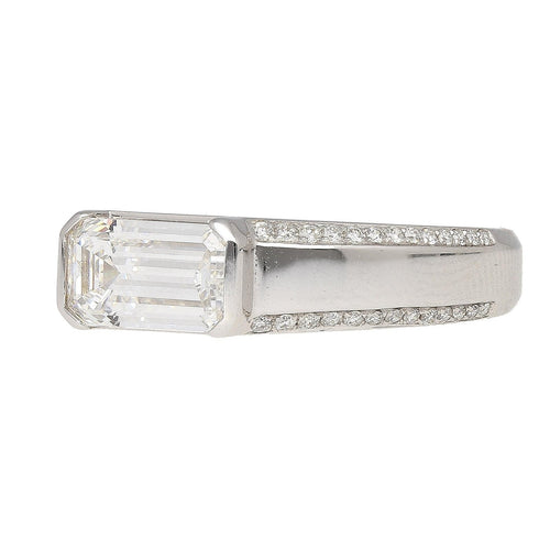 VVS2 Diamond East West Band Ring