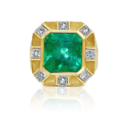 GIA Certified 5 Carat Colombian Emerald Unisex Ring in Textured Gold Setting