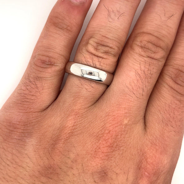 Bague de mariage pour homme en platine 6 mm, signée Tiffany & Co.